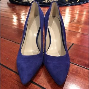 NWOT! Nine West Blue Suede Pumps, size 8